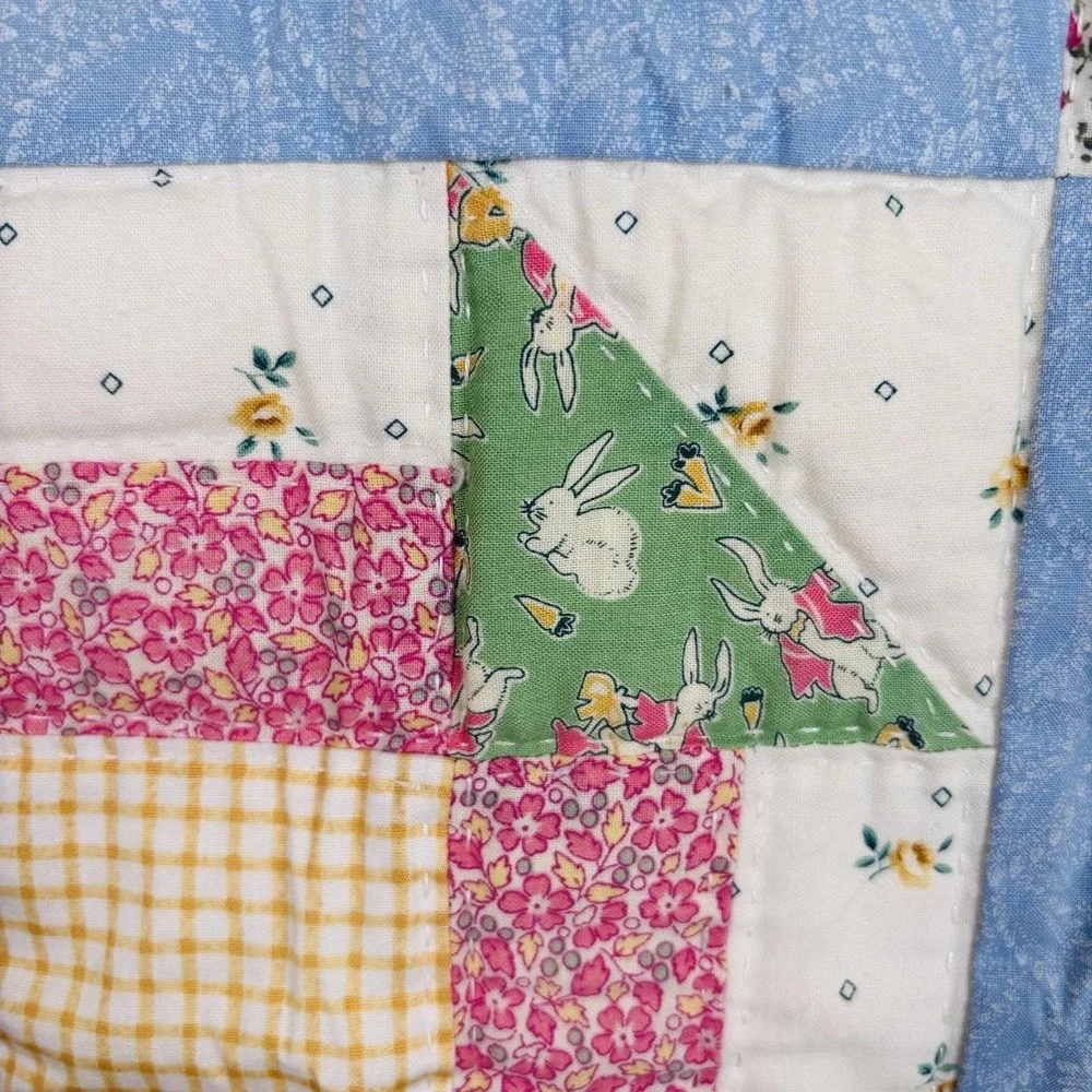 Vintage Crib Quilt Wall Hanging Cats Kittens Patchwork Retro Pattens and‎ Colors